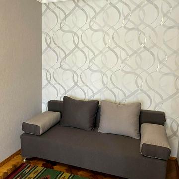 Незалежності вул. (Титова), 18