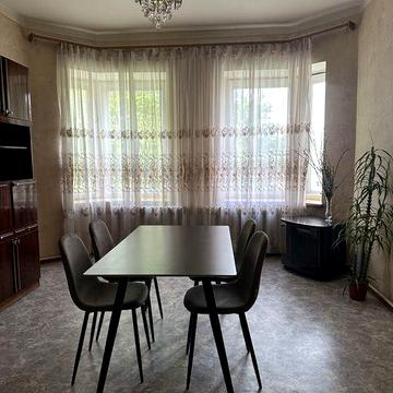 Здам 4 кімнатну кв Таірова Вузівський