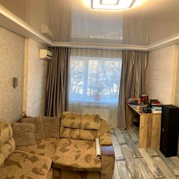 Продам 4 кімнатну 3/9 Івана Мазепи 3мкрн л.б.