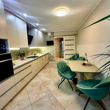 Оренда 3к квартири Французький квартал 2/НИЗЬКИЙ ПОВЕРХ/Лоджія