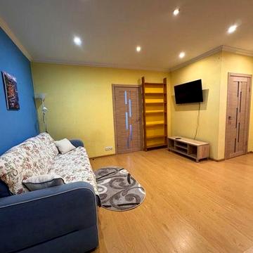 Оренда просторої 2 кімнатної квартири в новобудові