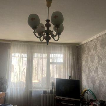 Продам 2-кім квартиру на Польовій