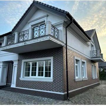 Двоповерховий житловий будинок та 10 соток землі riviera club Золоче