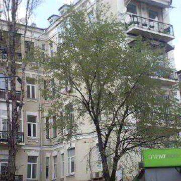 Продаж квартири вул. Шота Руставелі 15