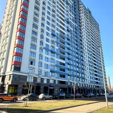 Продаж 2-кімнатної 68м2 в ЖК Галактика з чудовим краєвидом біля метро ЖК Галактика