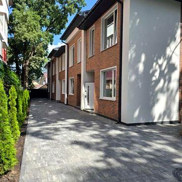 Таунхаус з центральними комунікаціями Газ Розтермінування Сертифікат