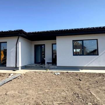 Одноповерховий будинок в Сторожниці 140м2 ‼️6,5 соток | 3 кімнати‼️