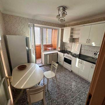 м. Вокзальная , Липковского 34, сдам однокомнатную квартиру00 Липковск