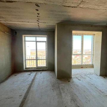 Дворівнева квартира з терасою в центрі