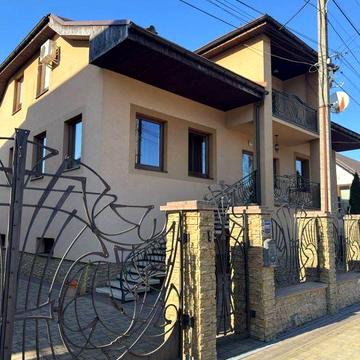 Будинок  216.3 м² Дом