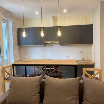 Від власника без комісіі євротрійка,гарна квартира у затишному  ЖК ЖК Новомостицько Замковецький