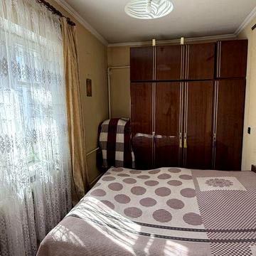 Продаж 2 кімнатної квартири  р-н стадіону Авангард