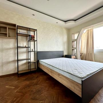 Березняківська вул., 14