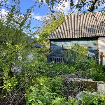 Частина будинку з ділянкою 12 соток