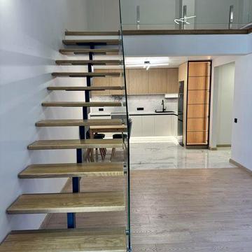 ЕКСКЛЮЗИВ! Дворівнева квартира з дизайнерським ремонтом 78 м2