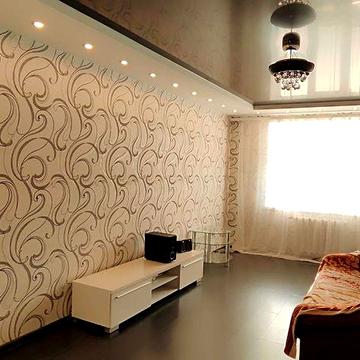 Трикімнатна квартира.Кімнати роздільні.Ремонт.Меблі.Побутова техніка