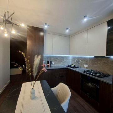 Перша здача! Оренда стильної 2 кімн квартири в центрі, ЖК Фемелі плаза