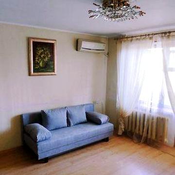 Глушко/Киевский рынок. 6000