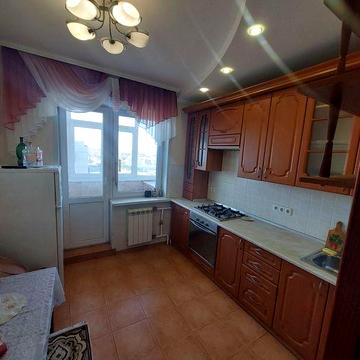 1-кімнатна квартира 42,54 м² з ремонтом, тепла лоджія, ОСББ