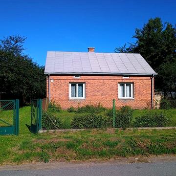 Будинок з ділянкою, смт. Запитів