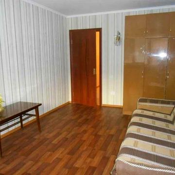 Оренда 1К Квартири, Ремонт, поруч Метро, затишне місце