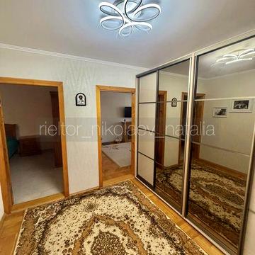 Продаж 3-х кім.кв. з меблями і технікою