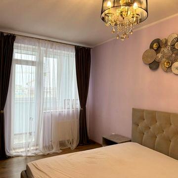 Сахарова/Бочарова, Початок, квартира в новом газовом доме, лоджия