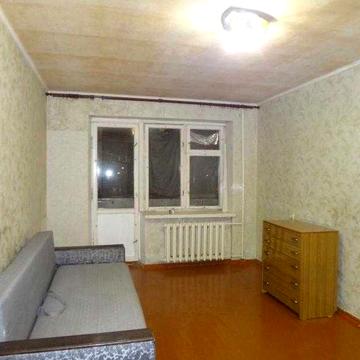 Продам 2к.кв. метро Индустриальная.