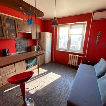 Продаж 1-к. Пр-т Григоренка, 28-В. Метро Позняки 10 хв пішки. Осокорки