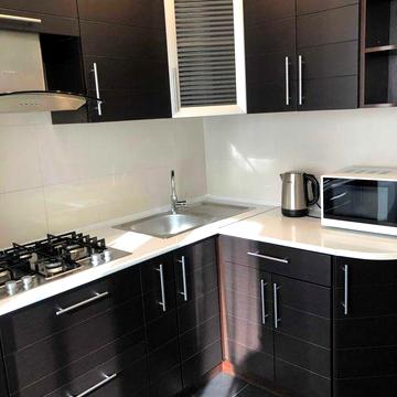 Голосіївська метро, Деміївська 35!