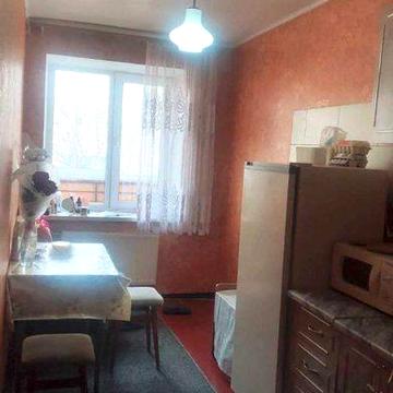 Продам простору 1 к. квартиру в районі Цирку.