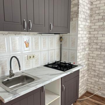 Кропивницького вул., 12