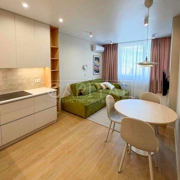 Оренда ВИДОВА ПЕРША ЗДАЧА 2к квартира Варшавський 3 Змієнка 34/21