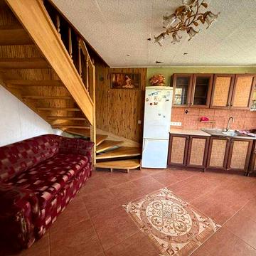 Оренда будинку 2 кімнати, кухня студія