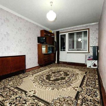 Продаж бюджетної 1-кімнатної квартири 32 м2 біля ринку НИВА, по Пухова