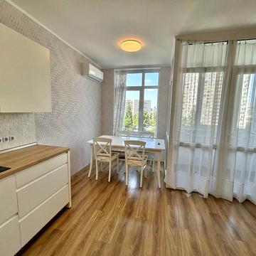 Євгена Сверстюка вул. (Марини Раскової), 6-А