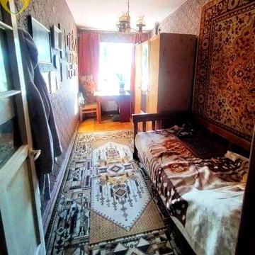 Продам 3-х комнатную квартиру  на Пр. Гагарина/Лунный переулок