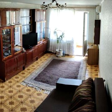 Аренда 1 кв на Победе, Бульвар Славы 4 этаж