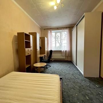 Олеся Гончара вул., 23