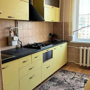 Продаю 3 кімнатну квартиру за 62000$ на 15 Квітня  можна по Євідновлен