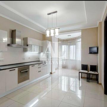 Продаж квартири 182 м, Киів , Печерськ бул.Лесі Украінки 7Б