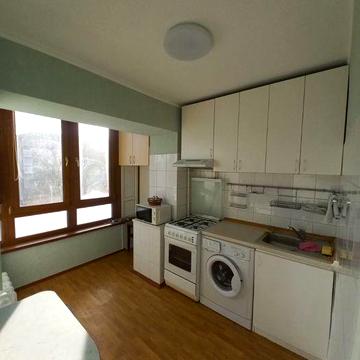 Оренда 1-к квартири на Печерську | м. Звіринецька | Бастіонна