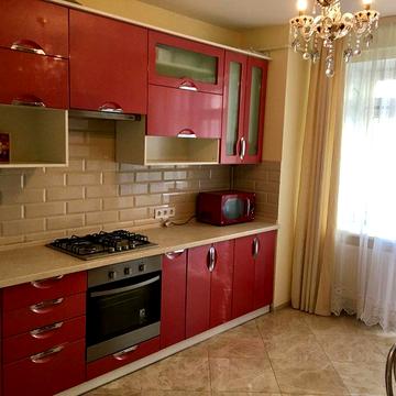 ОРЕНДА 2кім кв вул КАХОВСЬКА НОВОБУД 17000грн