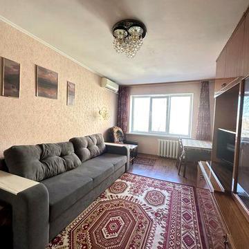 Алмазний, 2х кімнатна 10000грн+комунальні