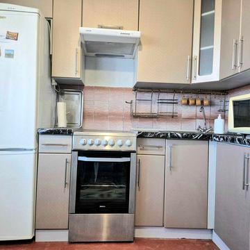 метро Політехнічний інститут.