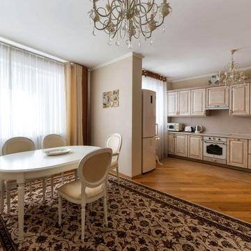 Полку Азов 8 (Малиновського) 3-кімнатна квартира