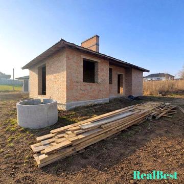 Будинок без фасаду та вікон БК