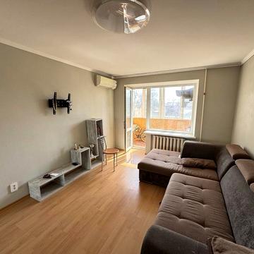 Продается 2кк ЮТЗ