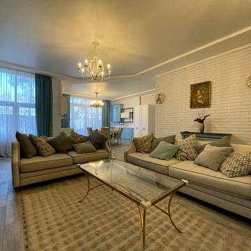 Преміум Оренда будинку в Романкові