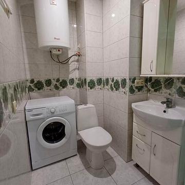 1 ком Сахарова, 40. ЕСТЬ ВИДЕО. Газ. Новый дом. Тихий двор